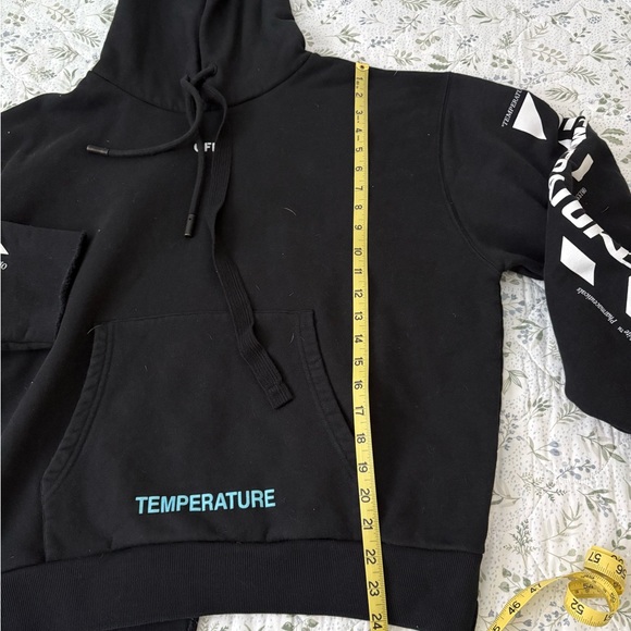 Off-White Black and White Striped Hoodie - Picture 12 of 16